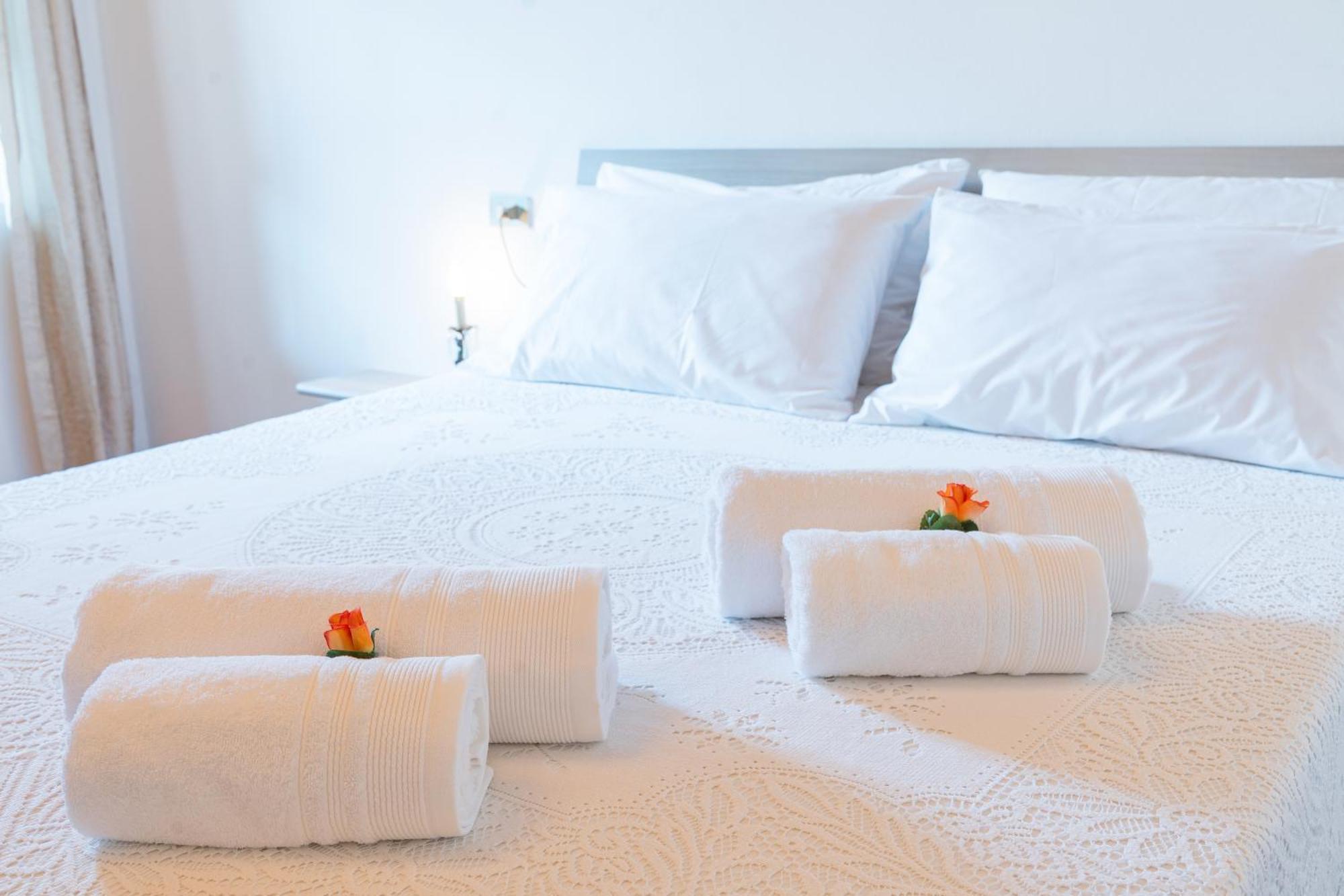 B&B La Corte And Home Restaurant - Free Parking - 10 Minutes To The Lake And Centre Como Ngoại thất bức ảnh