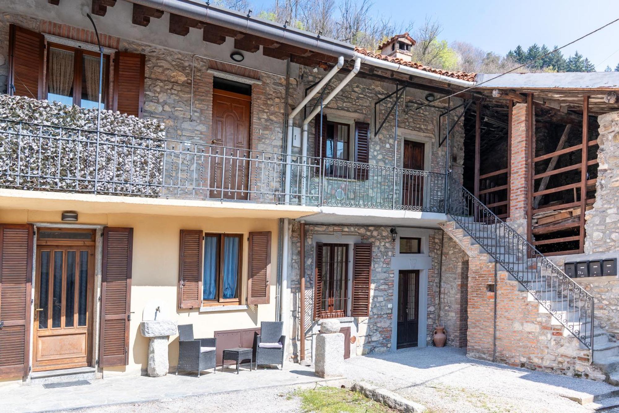 B&B La Corte And Home Restaurant - Free Parking - 10 Minutes To The Lake And Centre Como Ngoại thất bức ảnh