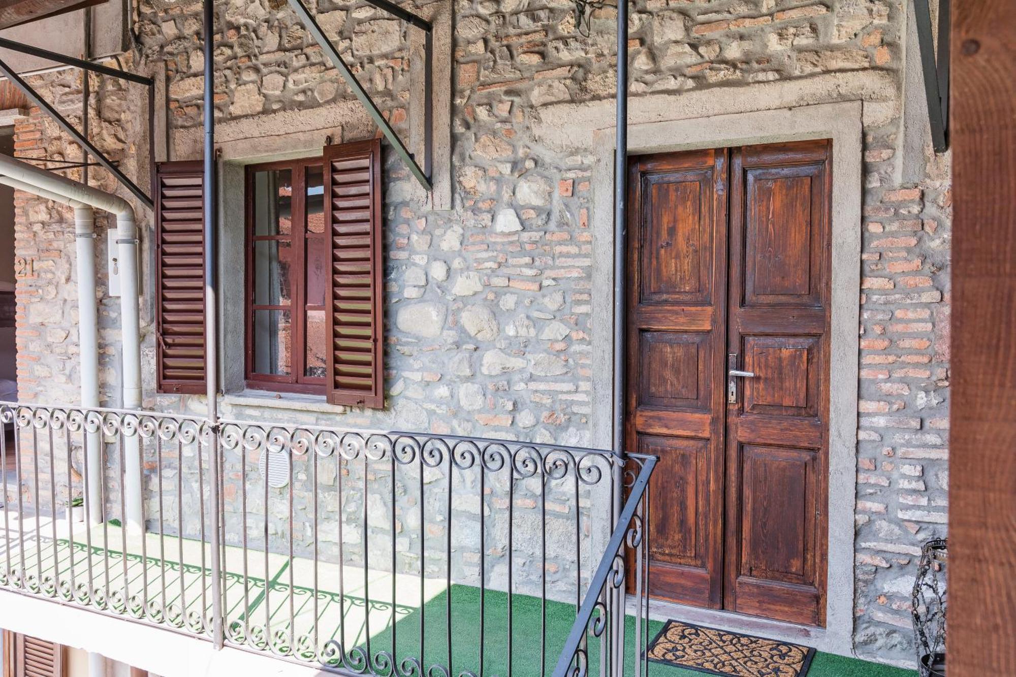 B&B La Corte And Home Restaurant - Free Parking - 10 Minutes To The Lake And Centre Como Ngoại thất bức ảnh