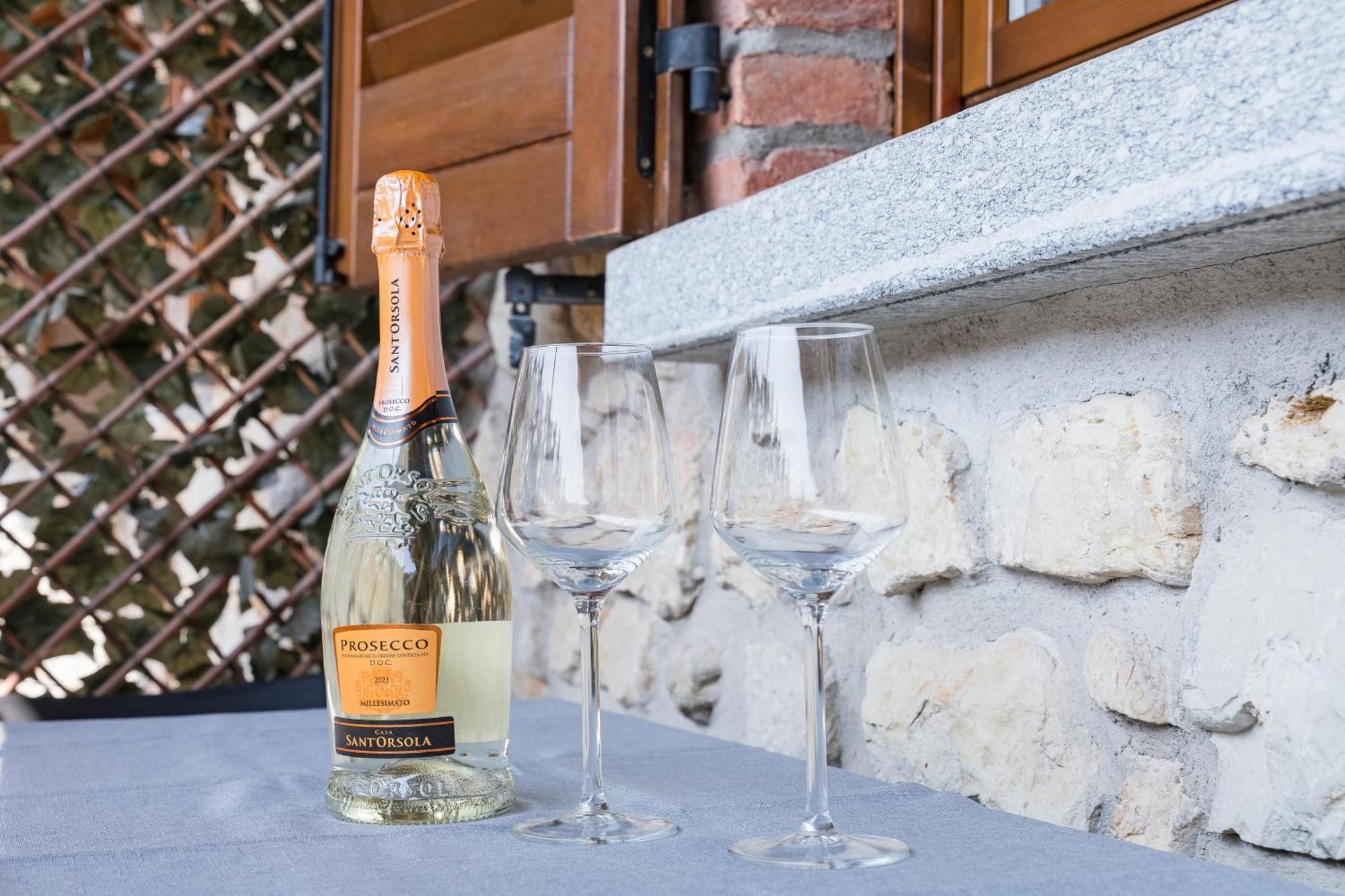 B&B La Corte And Home Restaurant - Free Parking - 10 Minutes To The Lake And Centre Como Ngoại thất bức ảnh