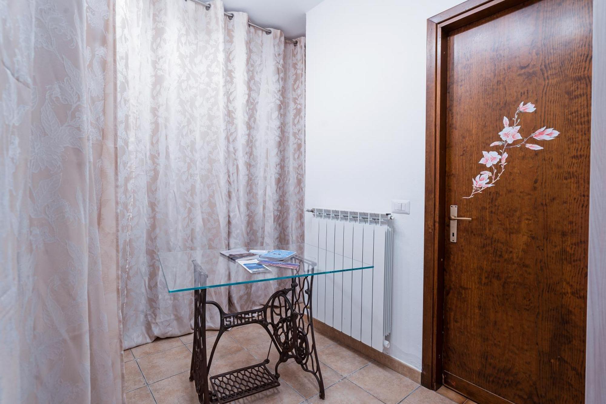 B&B La Corte And Home Restaurant - Free Parking - 10 Minutes To The Lake And Centre Como Ngoại thất bức ảnh